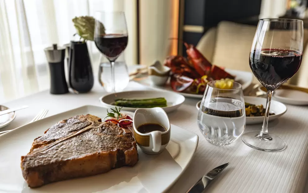 RSSC, Seven Seas Navigator, Prime 7 1.jpg